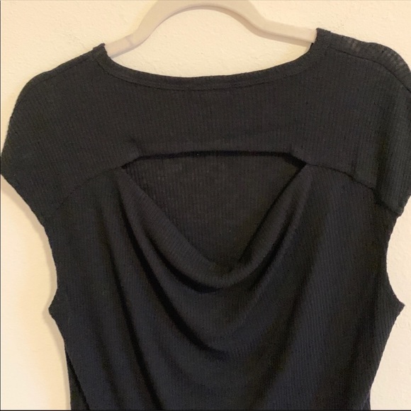 Rag & Bone top with cut out back, size S! - Picture 4 of 6